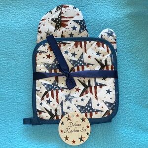 DELUXE KITCHEN SET Oven mitt and hot pad red white blue stars stripes size OSFA